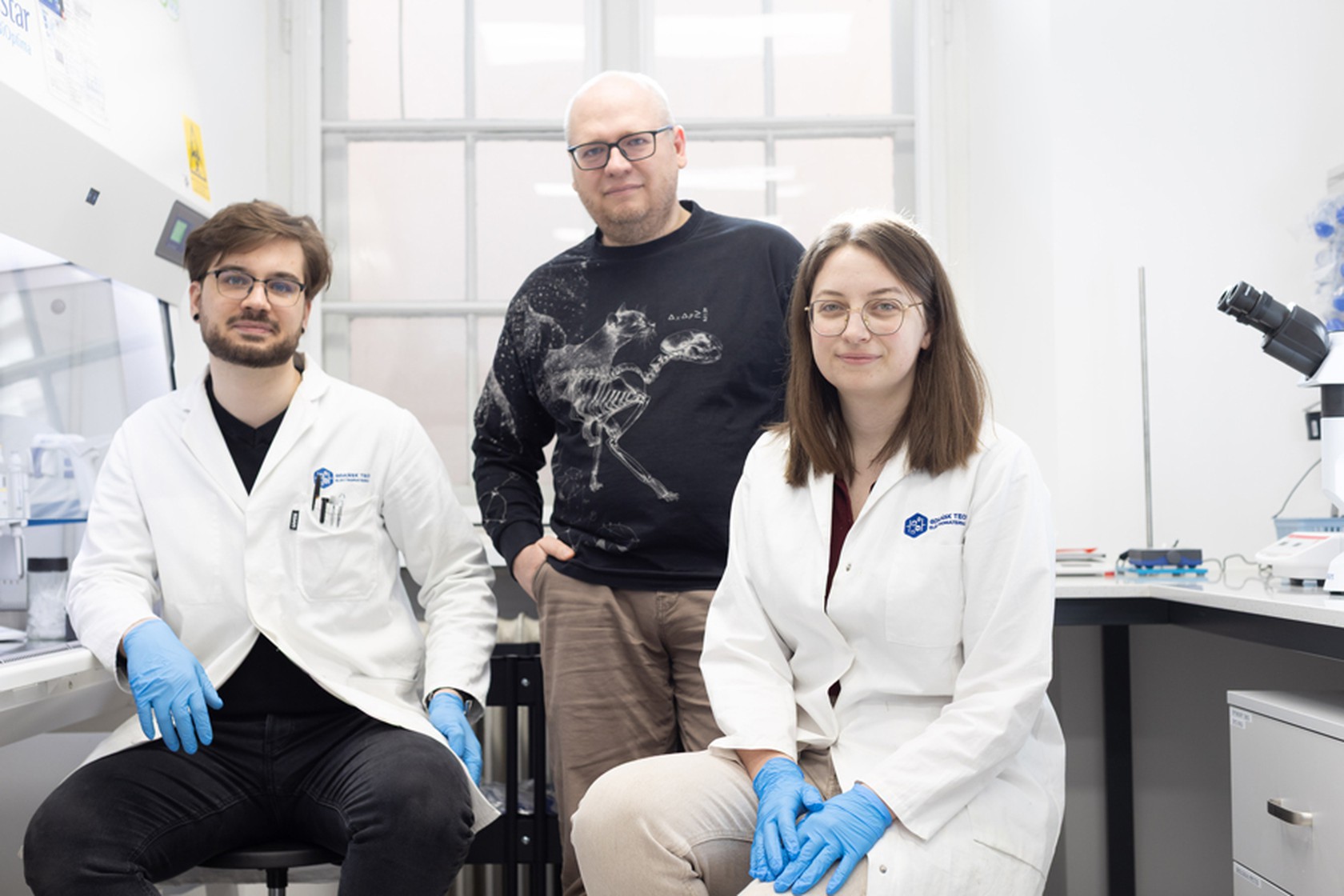 Dr Tomasz Swebocki, prof. PG, prof. Jacek Ryl, mgr Angelika Łepek. Fot. Łukasz Głowala / Politechnika Gdańska