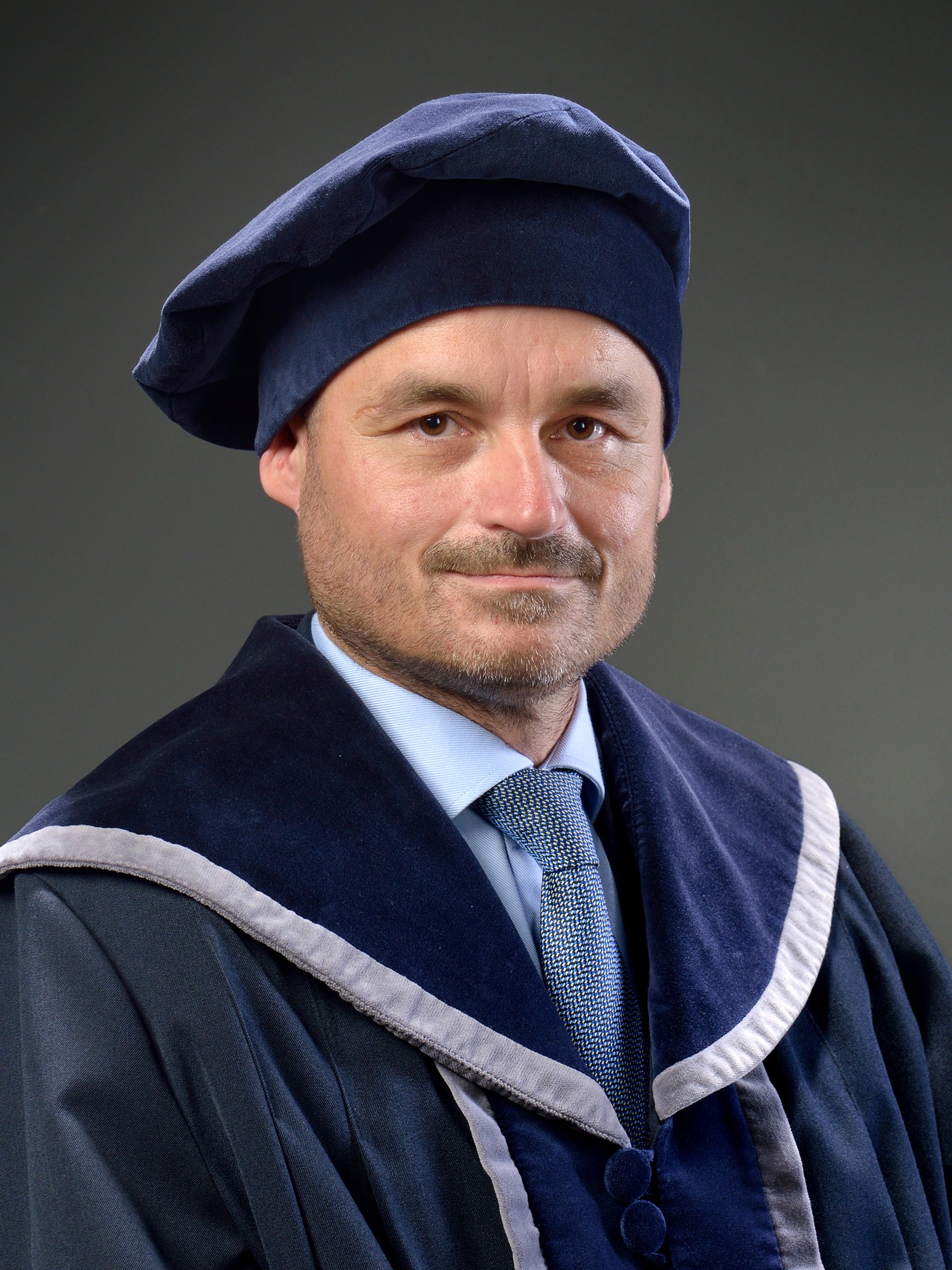dr inż. Maciej Sienkiewicz