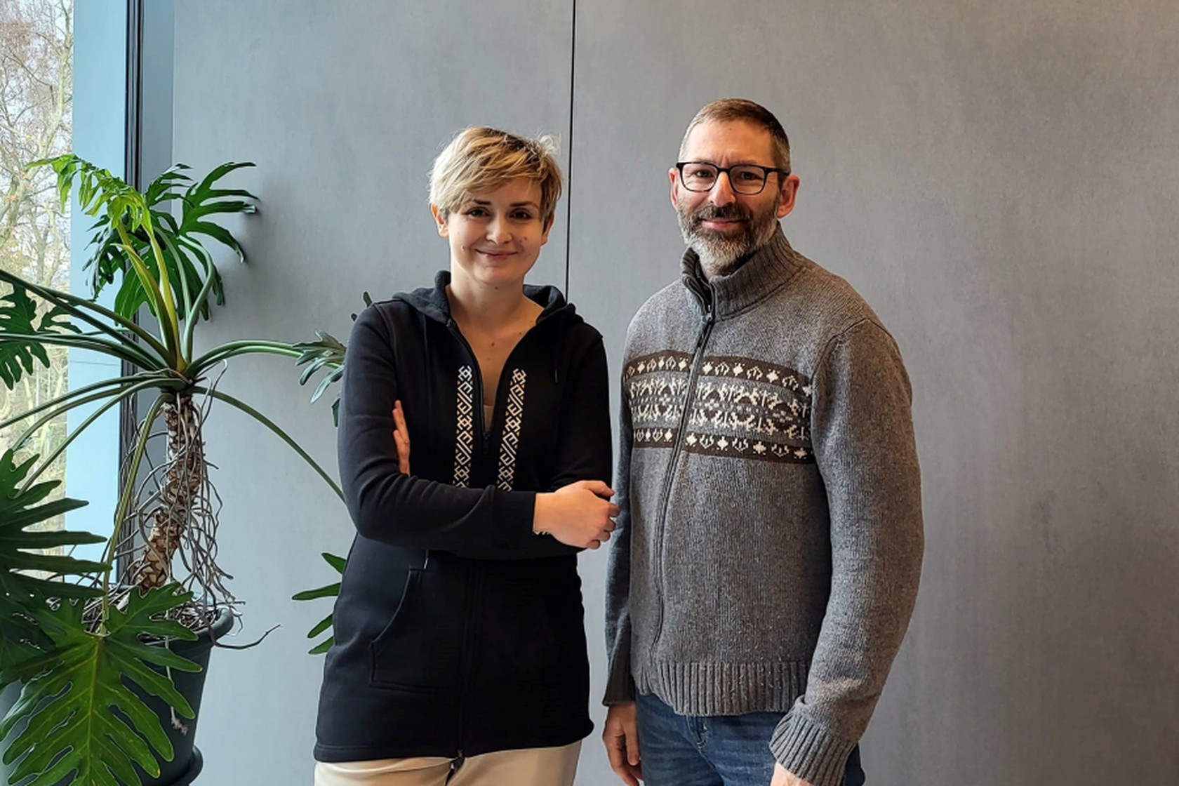 Na zdjęciu Karolina Głowacka, twórczyni Radia Naukowego i prof. Robert Bogdanowicz z Wydziału Elektroniki, Telekomunikacji i Informatyki PG.