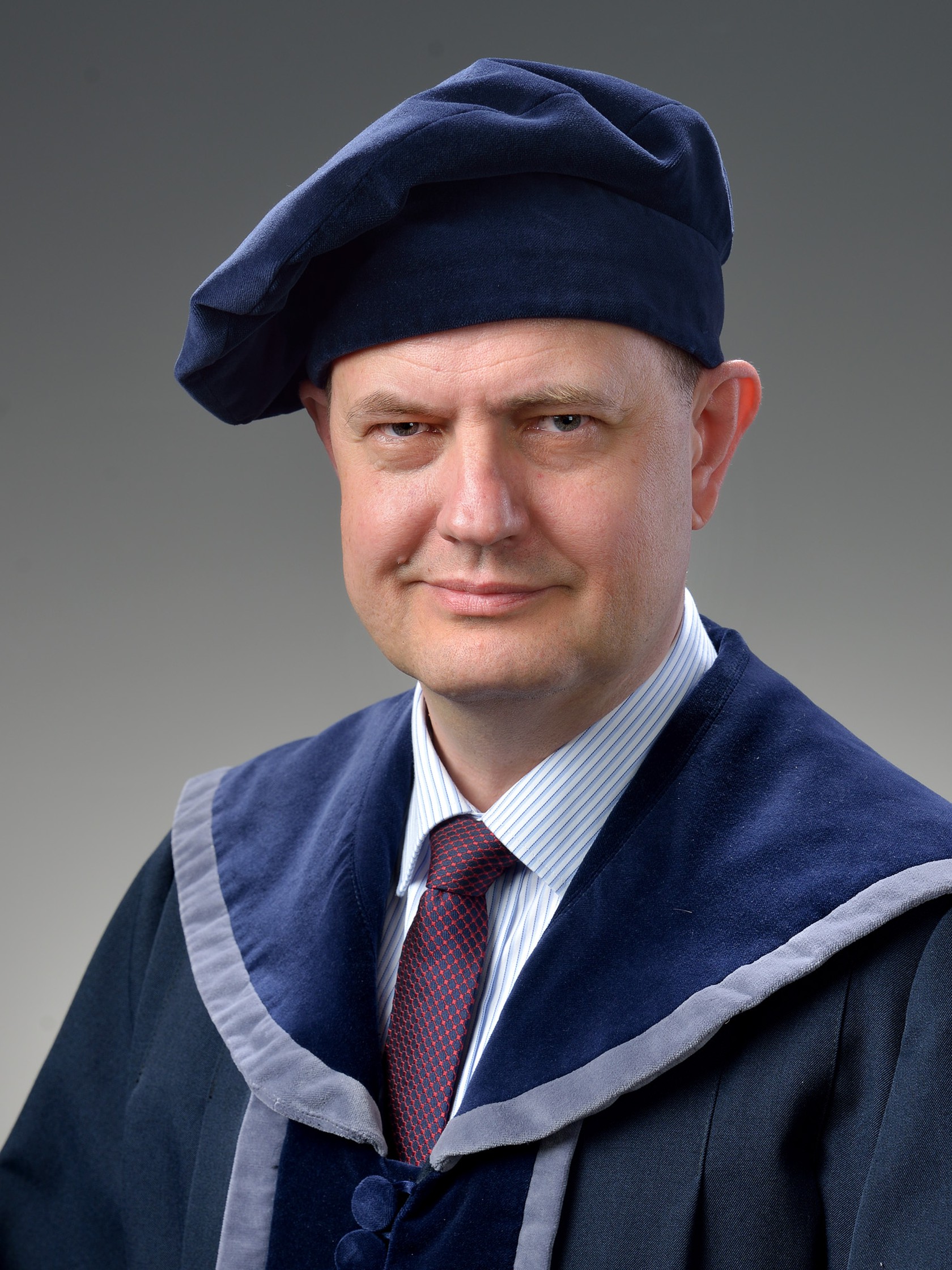 prof. dr hab. Grzegorz Graff