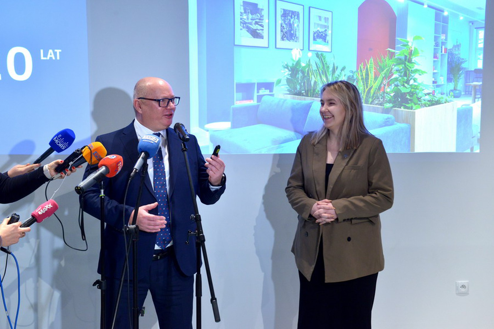 Prof. Krzysztof Wilde rektor PG oraz Oliwia Hauchszulz, przewodnicząca SSPG. Fot. Krzysztof Krzempek/PG