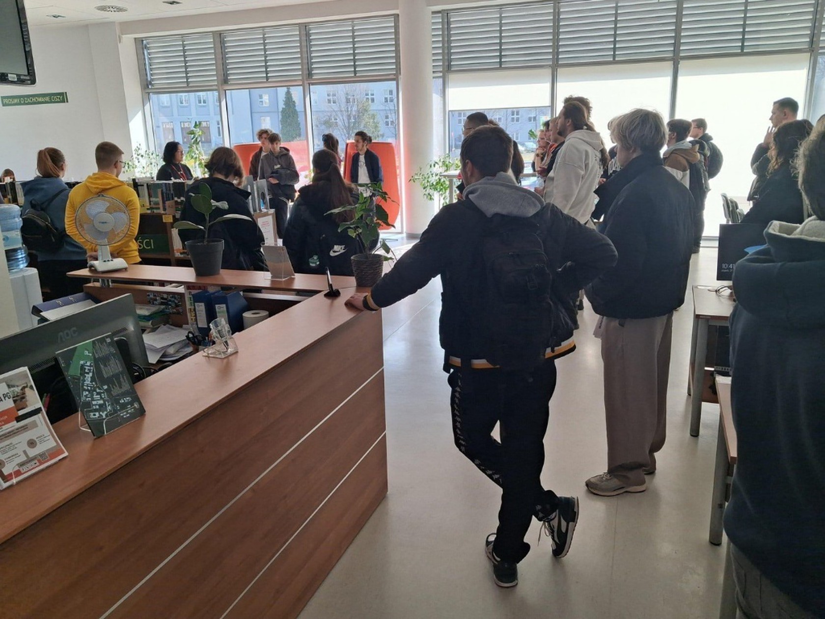 Filia BPG: Elektronika, Telekomunikacja i Informatyka / Faculty of Electronics, Telecommunications and Informatics Branch Library